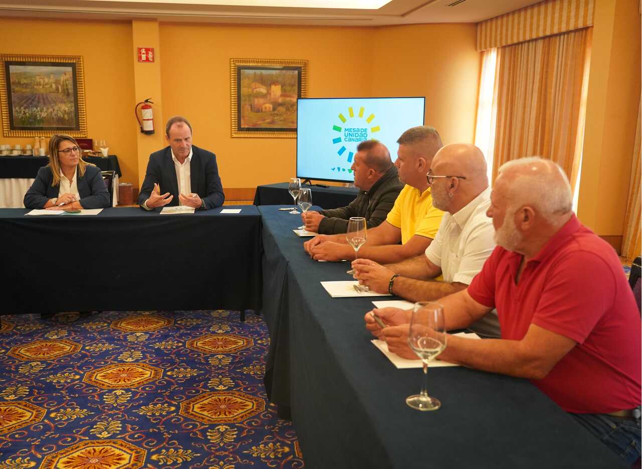 251129 Mesa Unidad Fuerteventura 10