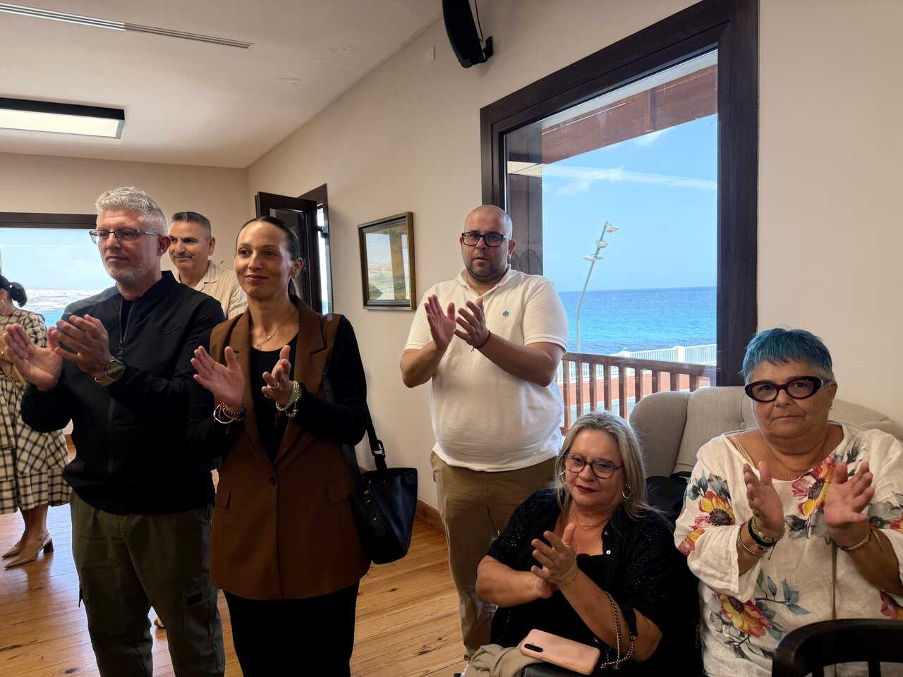 98787FF4-6052-4D4F-B59B-E2106B5425A2 (1)