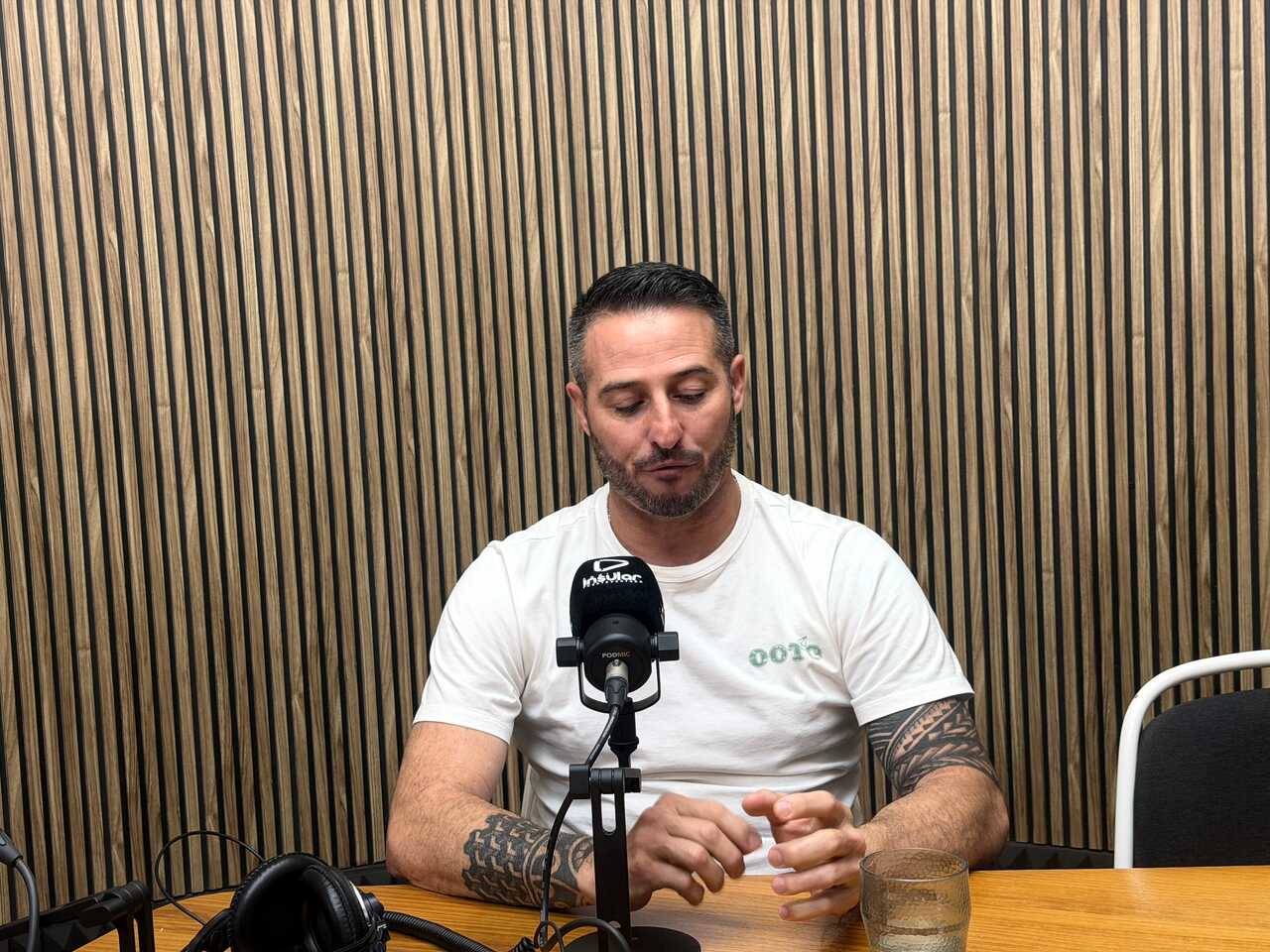 24DA0063-B087-4AE6-9021-086177FE4495