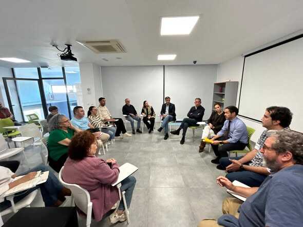 Meeting with El Charco Residents