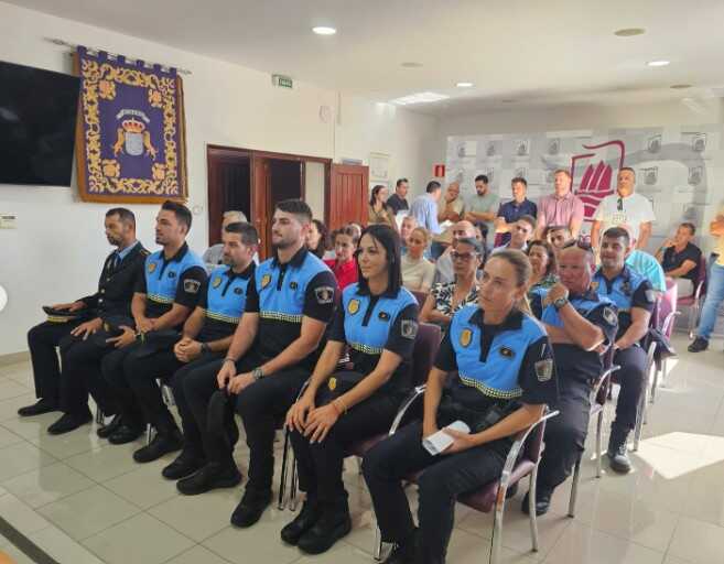 Policia Local en el salón de plenos de Puerto del Rosario