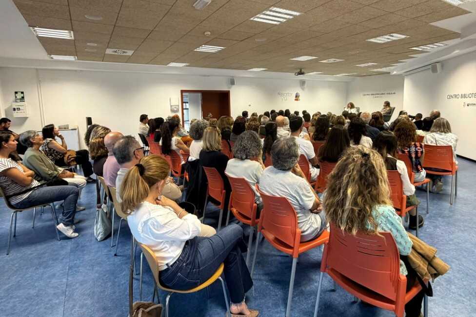 Gioconda Belli en el Centro Bibliotecario Insular